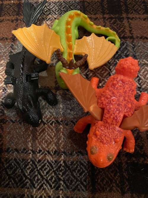 How to train your dragon toys