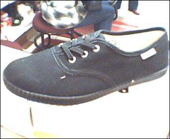 BLACK TOMMY TAKKIE