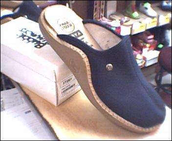 90101 NAVY CANVAS FREETOZ