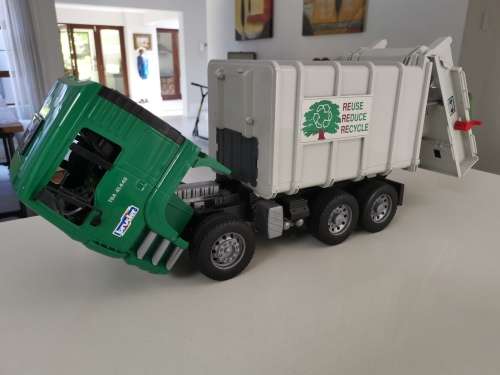 Bruder Garbage Truck