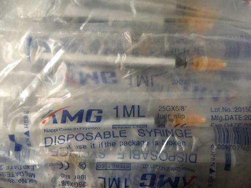 Syringe 1ml with needle - pack of 100