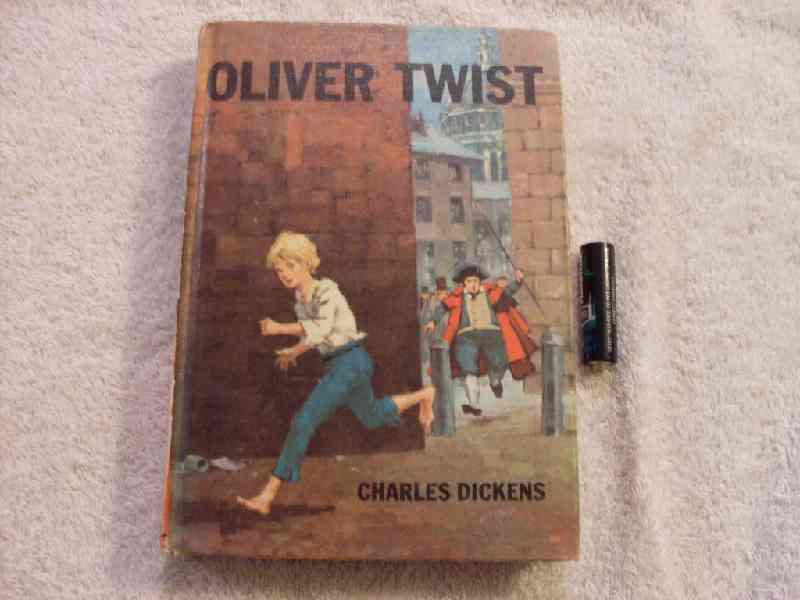 Oliver Twist - Charles Dickens