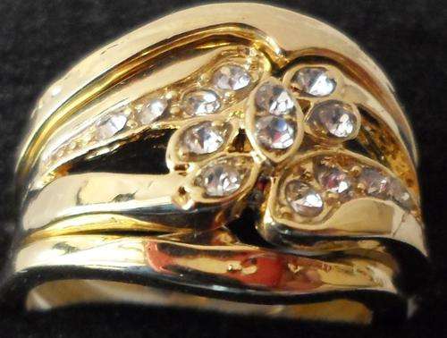 CraZe R1 Auction - Absolutely Gorgeous Ladies 3 Piece Gold Plated Ring - Click for more images