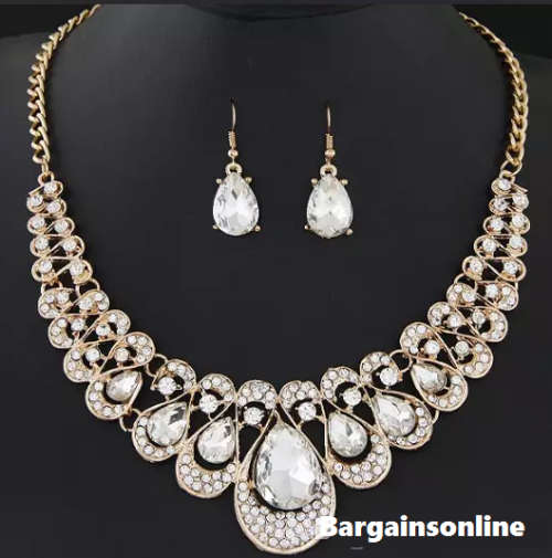 **New** Elegant Ladies Crystal Earring And Necklace Set, 18KGP