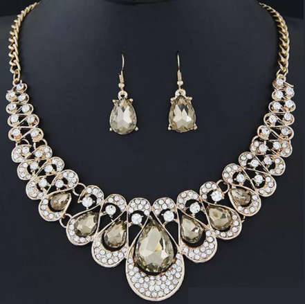 **New** Elegant Ladies Crystal Earring And Necklace Set, 18KGP - Champagne