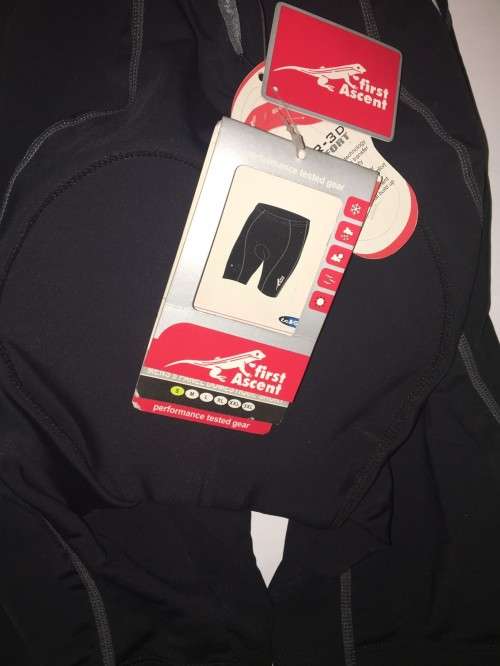 8 panel first ascend cycle shorts (S) BLACK
