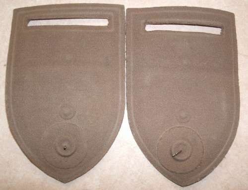 32 Battalion Shoulder Flashes!!!