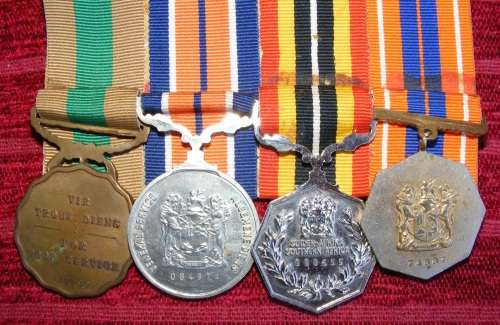 Medals set 32 Battalion soldier!!