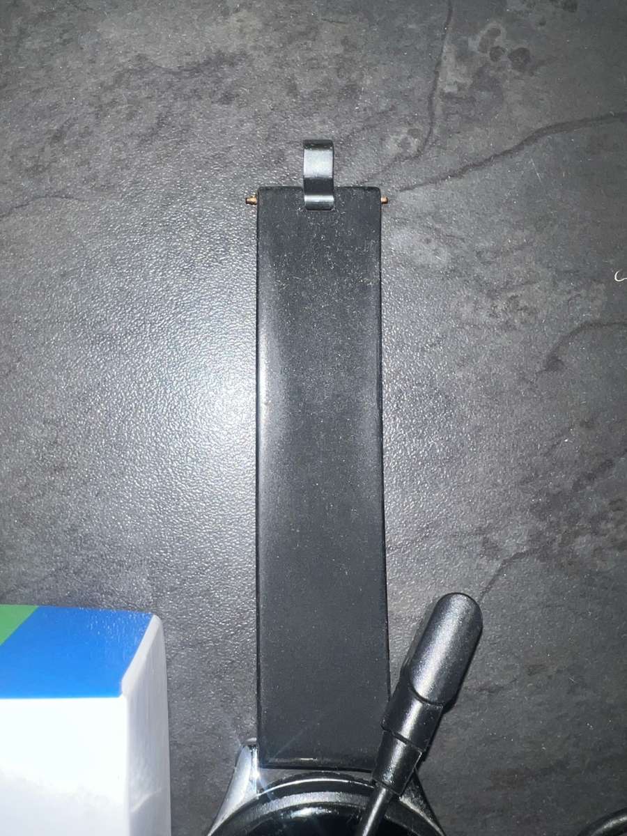 Polaroid fitness watch (single touch screen) broken strap