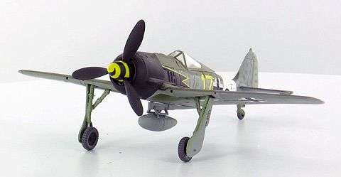 Dragon Warbirds Focke-Wulf Fw190 A8/R2, Yellow 17, Willi Unger