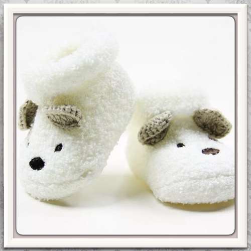 **ABSOLUTELY ADORABLE** UNISEX WINTER WARMERS- ULTRA SOFT COZY PUPPY SOCKS 0-12 months