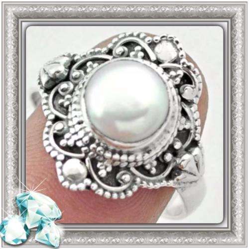 ***GRACIOUS ELEGANCE***  NATURAL WHITE PEARL  SOLID .925 STERLING SILVER SIZE 8