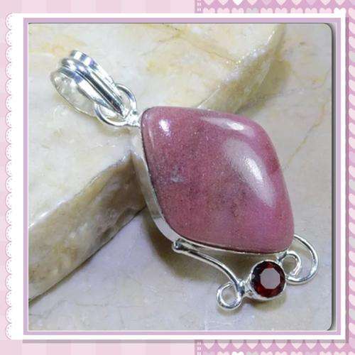 ***BEAUTIFUL STONE*** RHODONITE AND GARNET PENDANT SET  IN .925 SILVER