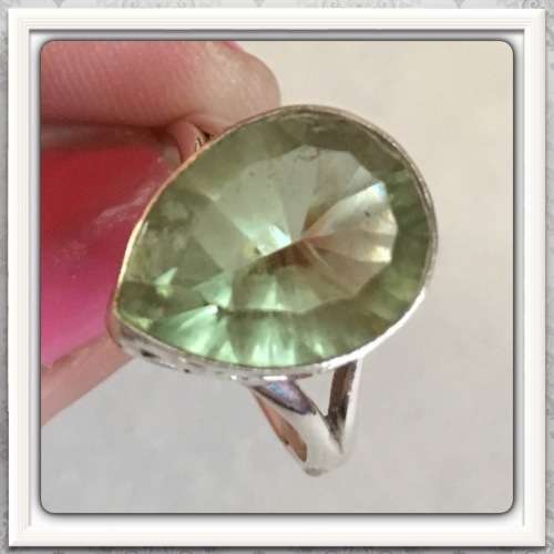 ***TRULY EXQUISITE*** STUNNING GREEN AMETHYST GEMSTONE  .925 SILVER RING SIZE 8
