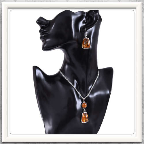 ***ATTRACTIVE SETTING***GEO SHAPE PRESSED AMBER  NECKLACE & EARRINGS SET