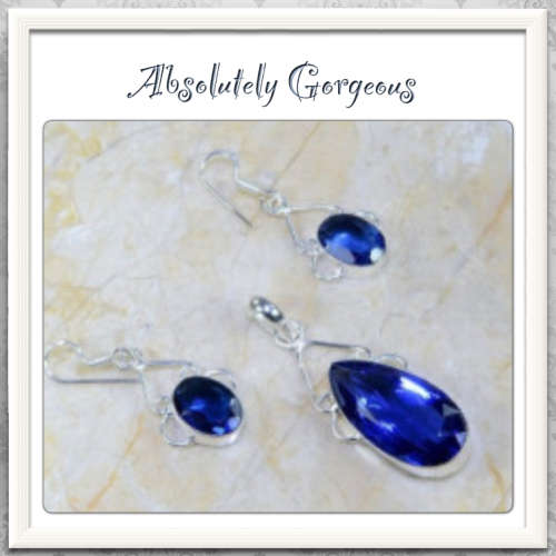 ***DONT MISS THIS BEAUTY***STUNNING FACETED LONDON BLUE TOPAZ GEMSTONE 925 SILVER PENDANT & EARRINGS