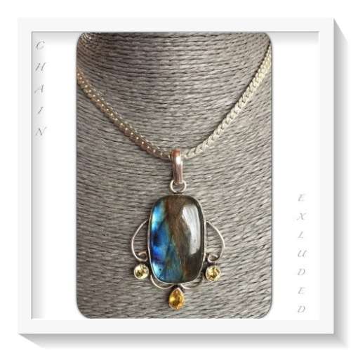 VICTORIAN SETTING NATURAL FIERY LABRADORITE , CITRINE GEMSTONE  .925 SILVER  PENDANT