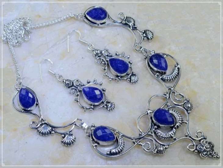 Breathtaking Indian Sapphire Gemstone 925 Silver Necklace and Earrings