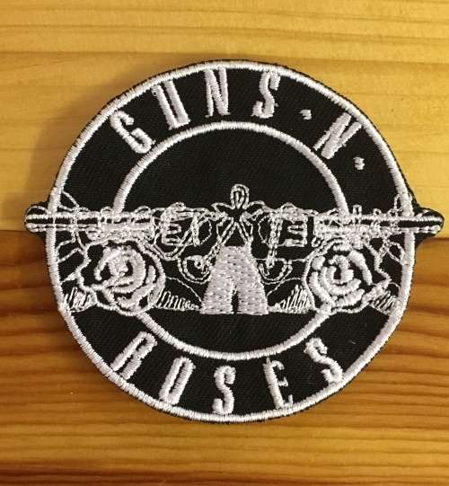 BDG639 Guns n roses Rock band badge patch in black and white