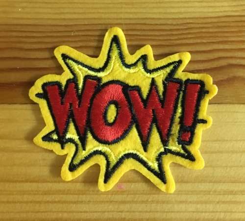 BDG504 Comic WOW badge patch small 6.5cm x 7.5cm red and yellow