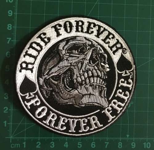 BDG1139 Ride Forever Forever Free badge patch