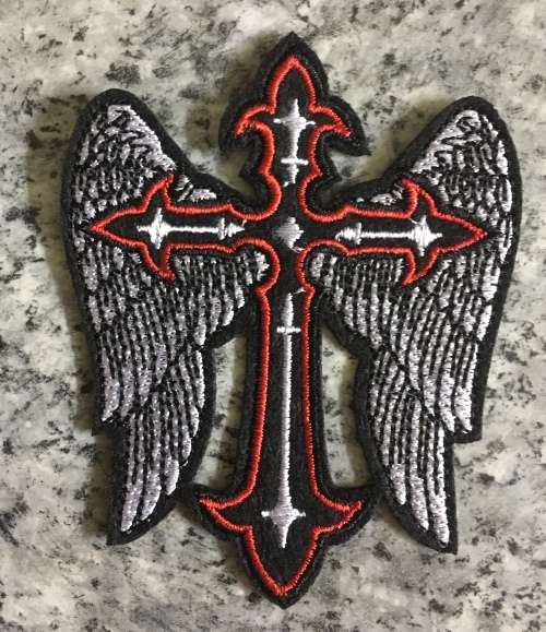 BDG1176 Cross with wings in white patch 8.5cm x 7cm front