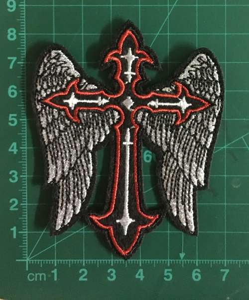 BDG1176 Cross with wings in white patch 8.5cm x 7cm front