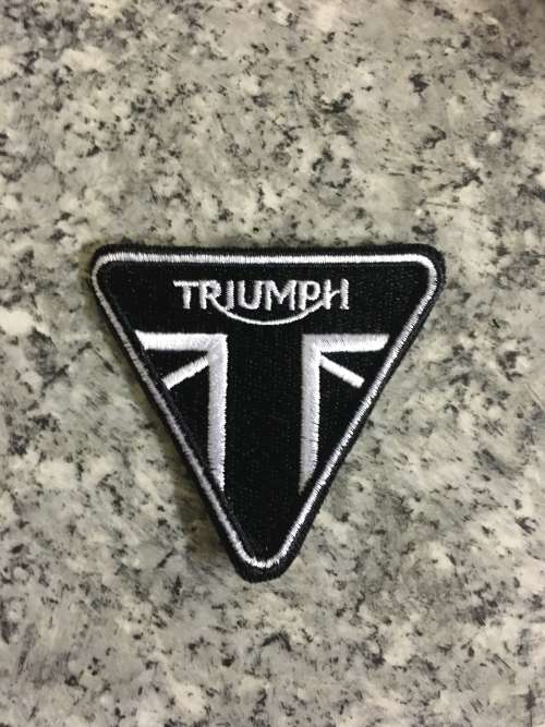 BDG1529 Triumph black and white badge patch