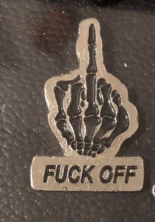 Middle finger pin sturdy screw backside