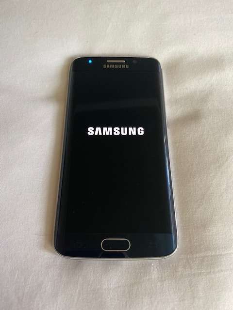 Samsung Galaxy S6 Edge - Excellent Condition