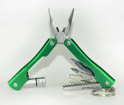 MICRO PLIERS TITANIUM COATED WHICH OFFERS SUPER PERFORMANCE FROM A SMALL PACKAGE