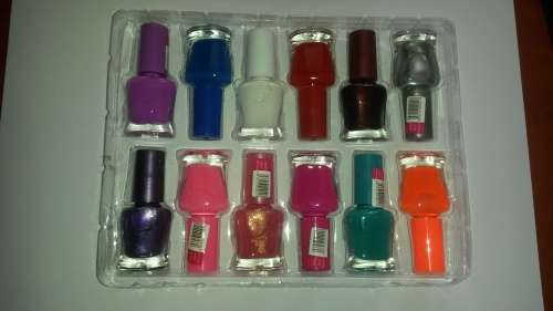 SET OF 12 FASHION COLOUR NAIL POLISH