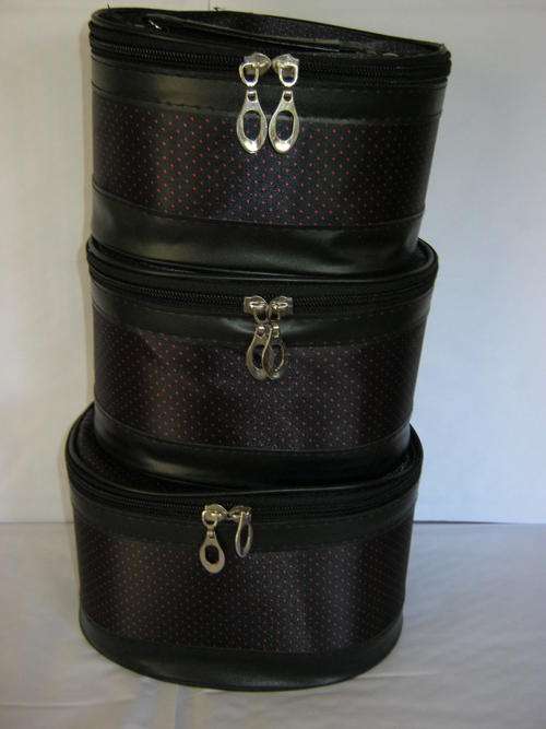 STUNNING  VANITY / COSMETIC BAGS 3 FOR THE PRICE OF 1