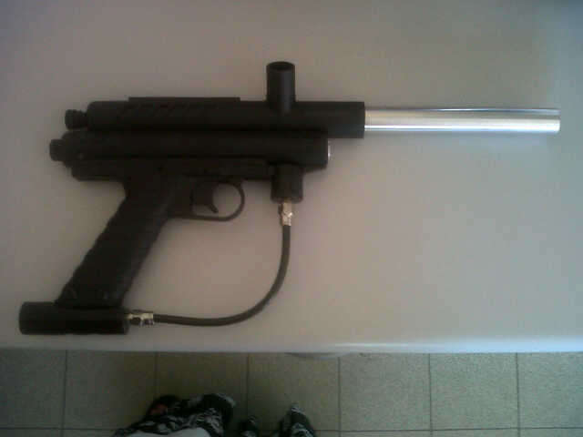PAINTBALL GUN