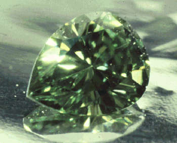 **RARE** 0.73CT FERN GREEN NATURAL LOOSE DIAMOND ±SI2 (FANCY COLOUR)