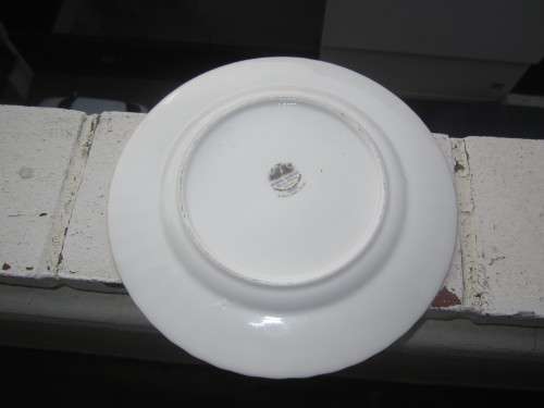 ROYAL ALBERT FLOWER OF THE MONTH FEBRUAY DESSERT PLATE  diameter 20 cm