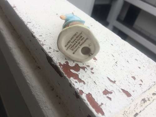 BESWICK BEATRIX POTTER FIGURINE - JOHNNY TOWNMOUSE  IN EXCELLENT CONDITION  BROWN BACKSTAMP