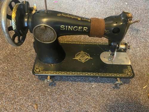 Singer Sewing Machine With Treadle Base