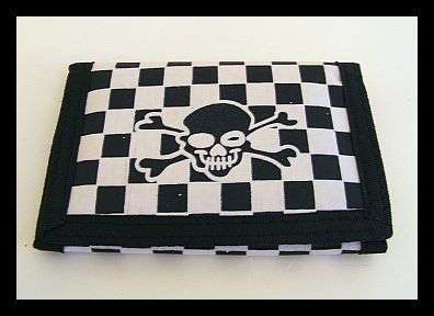 ~R10~ BLACK AND WHITE SKULL WALLET