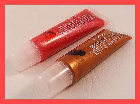 ~R10~ TWO TUBES VIT.E & ALOE VERA LIP GLOSS