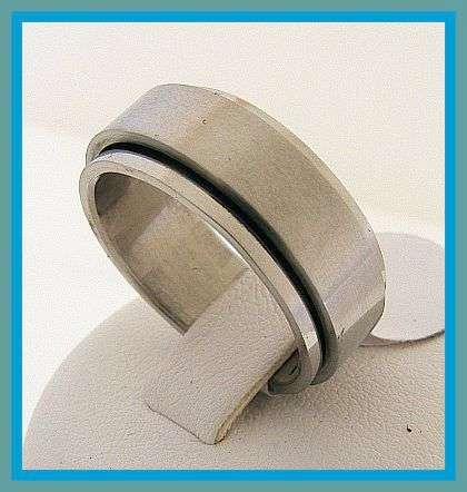 STAINLESS STEEL SPINNER RING - SIZE: 11