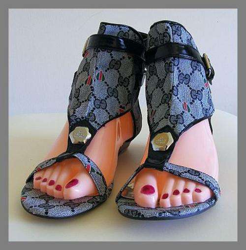 STUNNING GUCCI GLADIATOR SANDALS - SIZE 5