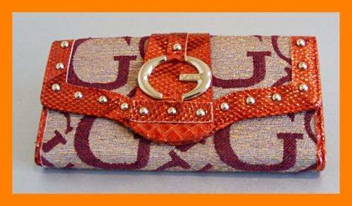 STUNNING GUESS PURSE