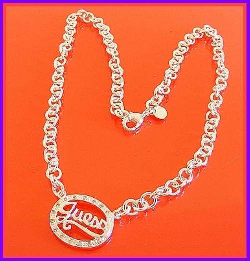 SILVER GUESS DIAMANTE PENDANT AND CHAIN