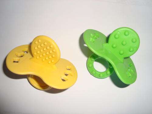 2x Baby Dummy Teethers