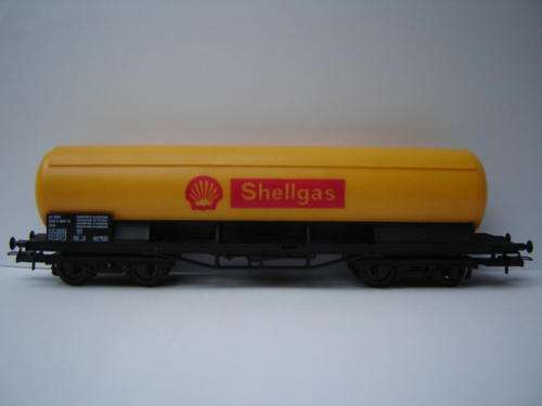 Lima HO Shellgas tanker, plastic wheels