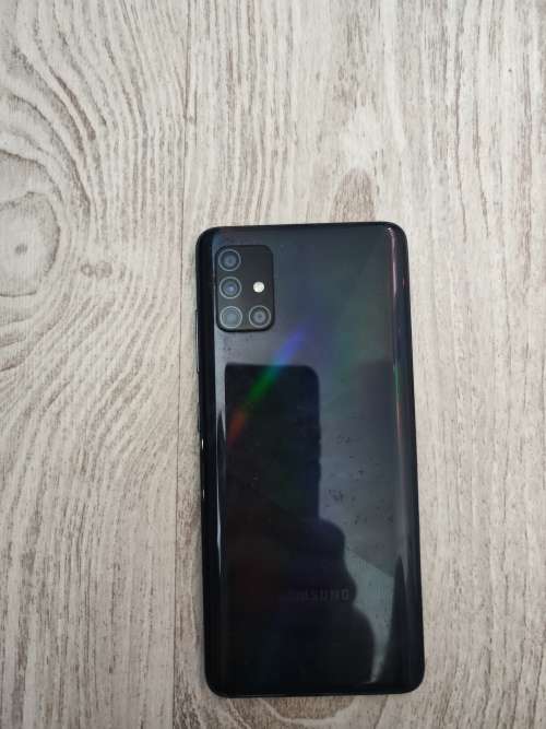 Samsung Galaxy A51