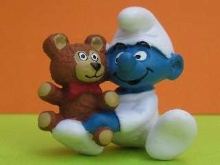 1984 SCHLEICH 20205  - BABY SMURF WITH TEDDY - PEYO - MADE IN CHINA