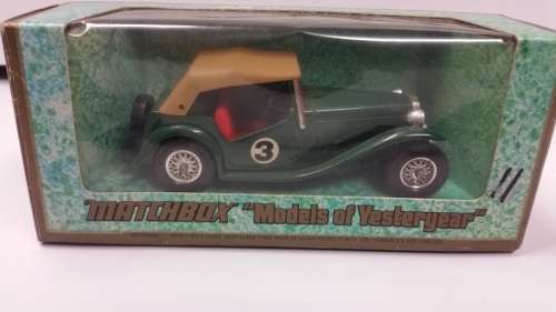 1977 MATCHBOX LESNEY- MODELS OF YESTERYEAR - Y-8 - 1945 MGTC - MADE IN ENGLAND