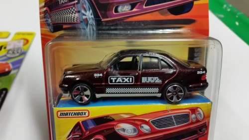2006 - MATCHBOX SUPERFAST - SERIES 11 - MERCEDES-BENZ E CLASS - TAXI - MADE IN ENGLAND